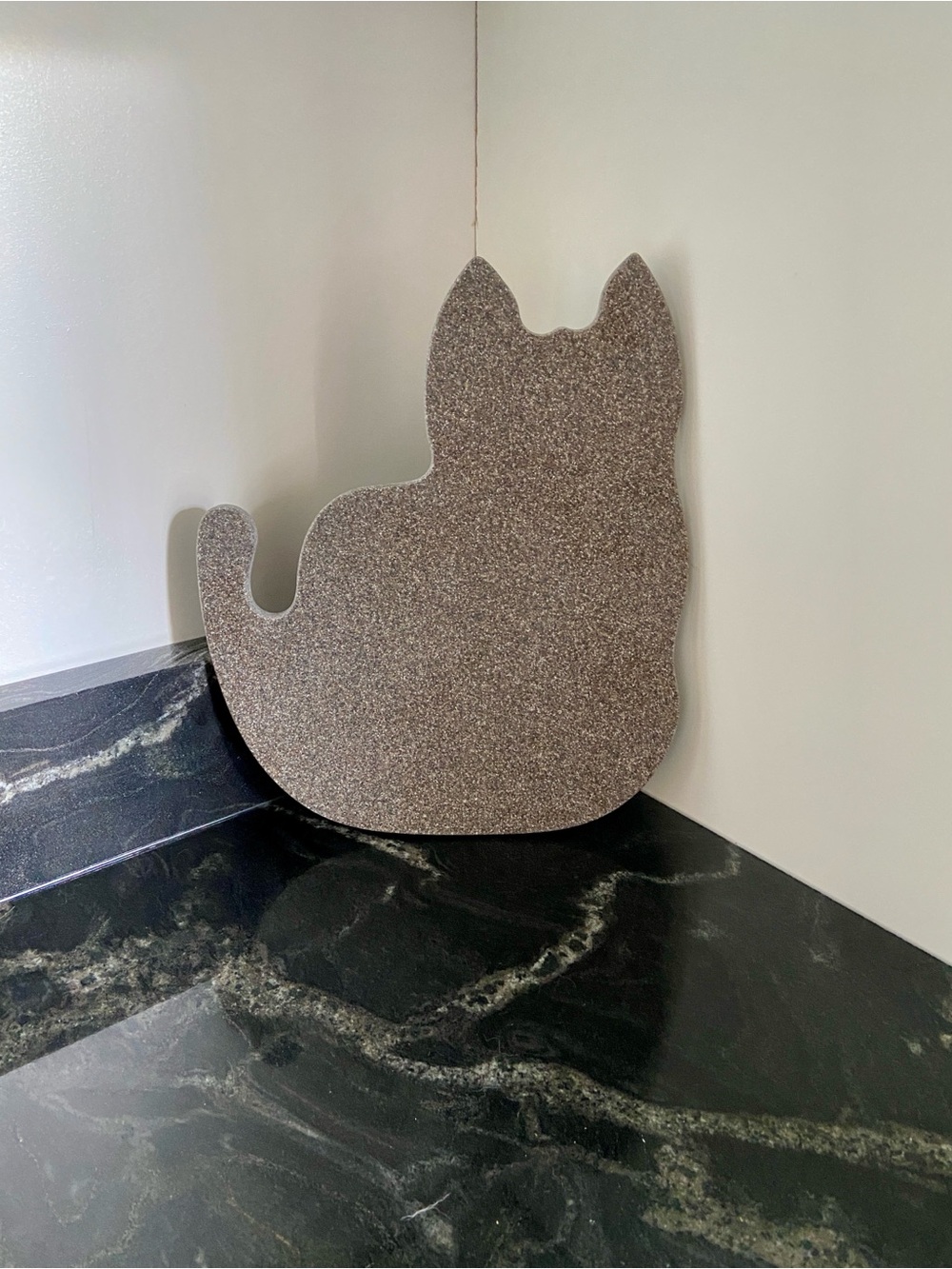 NWT Cat Shaped Cutting Board Forever Boards New England